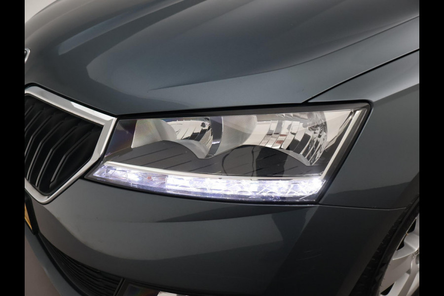 Škoda Fabia Combi 1.0 TSI CLEVER + TREKHAAK | APPLE CARPLAY | CRUISE CONTROL | DAB | CLIMATE CONTROL