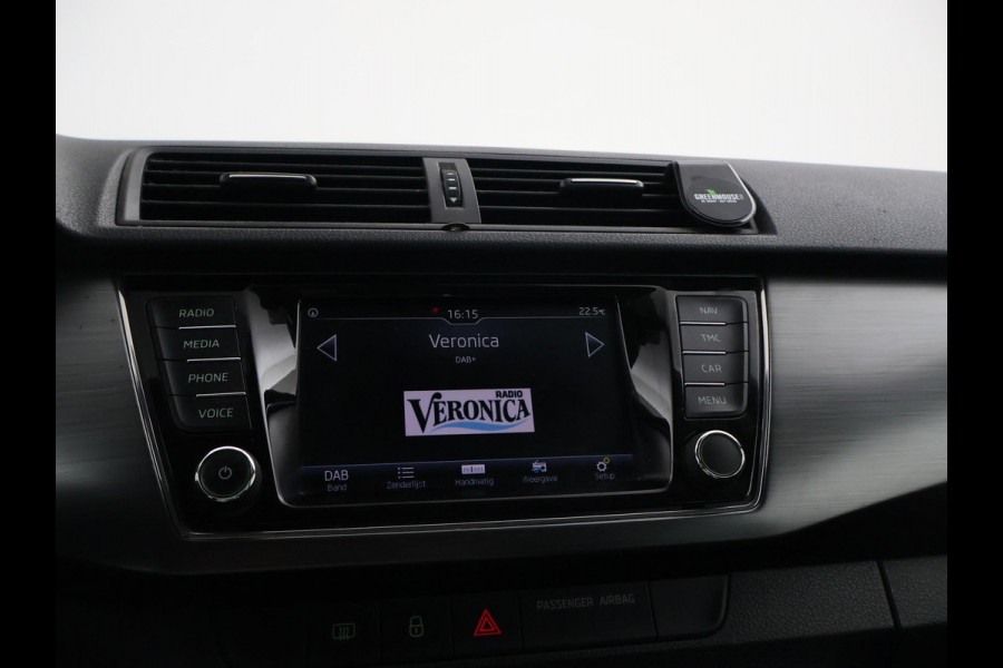 Škoda Fabia Combi 1.0 TSI CLEVER + TREKHAAK | APPLE CARPLAY | CRUISE CONTROL | DAB | CLIMATE CONTROL