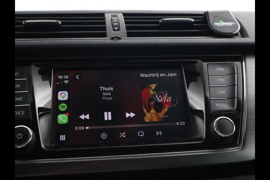 Škoda Fabia Combi 1.0 TSI CLEVER + TREKHAAK | APPLE CARPLAY | CRUISE CONTROL | DAB | CLIMATE CONTROL