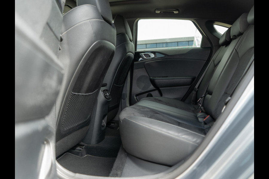 Kia ProCeed 1.5 T-GDi GT-PlusLine | Schuifkantel dak | Stoel en stuurverwarming |