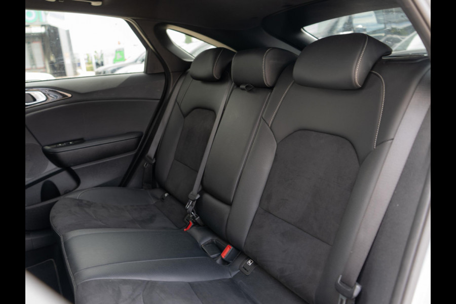 Kia ProCeed 1.5 T-GDi GT-PlusLine | Schuifkantel dak | Stoel en stuurverwarming |