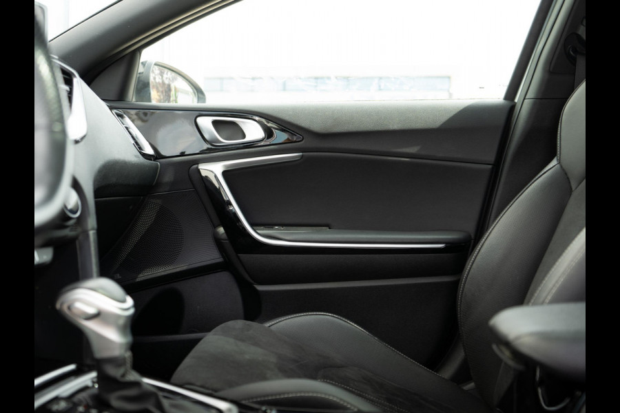 Kia ProCeed 1.5 T-GDi GT-PlusLine | Schuifkantel dak | Stoel en stuurverwarming |