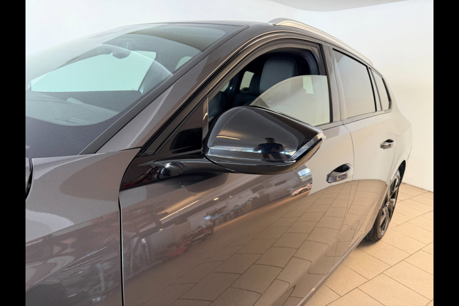 Opel Astra SPORTS TOURER 1.2 Elegance AIRCO NAVI CRUISE BLUETOOTH ELEK RAMEN CENT VERG VELGEN STATION ZEER NETTE AUTO