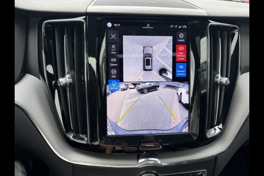 Volvo XC60 2.0 T6 Plug-in hybrid AWD Plus Black Edition 360 CAMERA | PANO | PREMIUM AUDIO | ELEK. STOELEN | ELEK. ACHTERKLEP | ADAP. CRUISE |