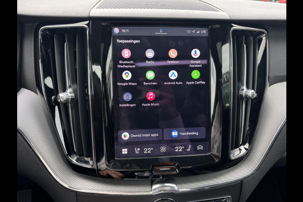 Volvo XC60 2.0 T6 Plug-in hybrid AWD Plus Black Edition 360 CAMERA | PANO | PREMIUM AUDIO | ELEK. STOELEN | ELEK. ACHTERKLEP | ADAP. CRUISE |