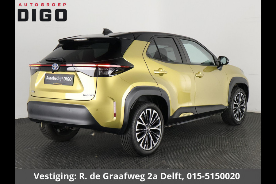 Toyota Yaris Cross 1.5 Hybrid Executive Bi-Tone | Panoramadak | Dodehoek Detectie | HUD | Navigatie