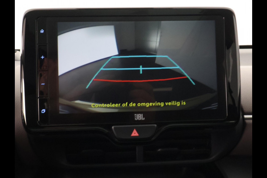Toyota Yaris Cross 1.5 Hybrid Executive Bi-Tone | Panoramadak | Dodehoek Detectie | HUD | Navigatie