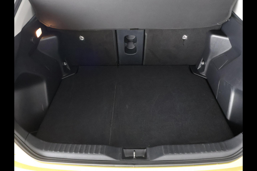 Toyota Yaris Cross 1.5 Hybrid Executive Bi-Tone | Panoramadak | Dodehoek Detectie | HUD | Navigatie