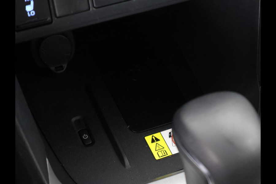Toyota Yaris Cross 1.5 Hybrid 115 Dynamic Luxury Bi-Tone | Stuur- & Stoelverwarming | Apple Carplay & AndroidAUTO | Camera |