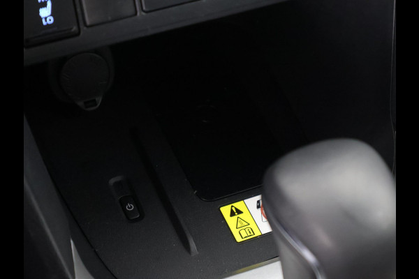 Toyota Yaris Cross 1.5 Hybrid 115 Dynamic Luxury Bi-Tone | Stuur- & Stoelverwarming | Apple Carplay & AndroidAUTO | Camera |