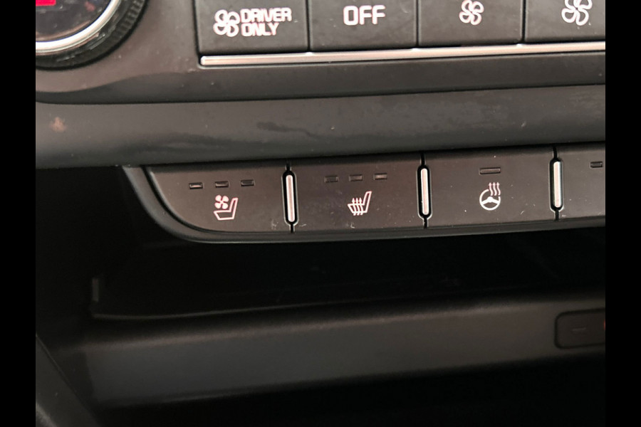 Kia cee'd Sportswagon 1.6 GDI PHEV | Trekhaak | Adapt.Cruise/Control | Apple/Carplay | Stoelkoeling