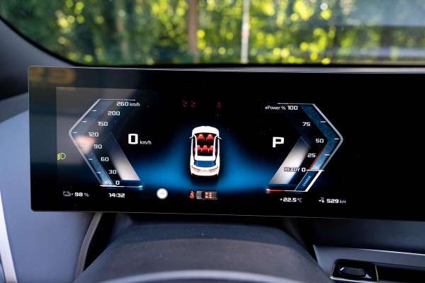 BMW iX xDrive M70 112 kWh | Suite Amido | Snelwegassistent* | 22 kW | 22'' 1027M | Harman/kardon