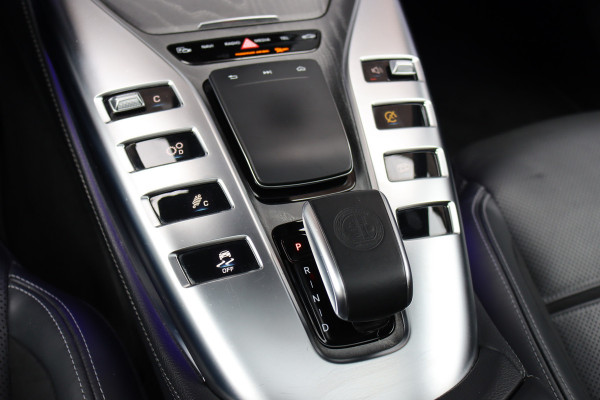 Mercedes-Benz AMG GT 4-Door Coupe AMG 43 Premium | Panoramadak | Distronic+ | AMG Ride Control | Soft-Close | Burmester | Nappa Leder | HUD | Multibeam LED | Schakelbare Uitlaat |