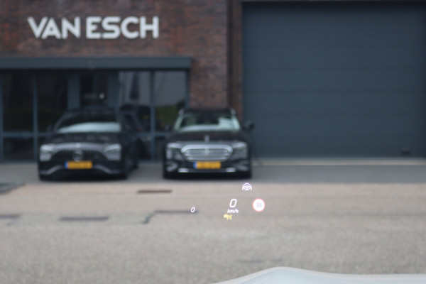 Mercedes-Benz AMG GT 4-Door Coupe AMG 43 Premium | Panoramadak | Distronic+ | AMG Ride Control | Soft-Close | Burmester | Nappa Leder | HUD | Multibeam LED | Schakelbare Uitlaat |