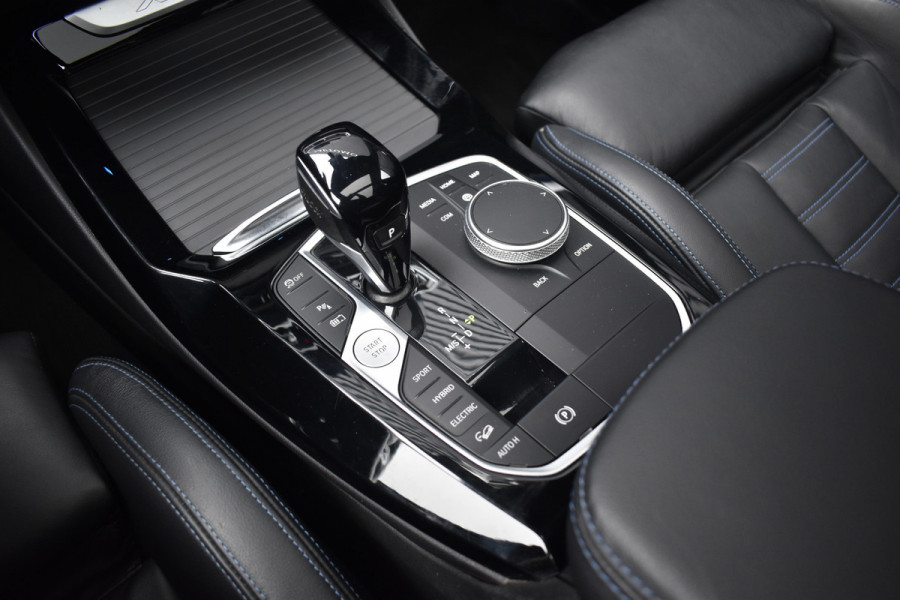 BMW X3 xDrive30e M Sport | Pano | M-Stoelen | ACC | Harman/Kardon | Memory | Head-Up | 20'' Wielen |