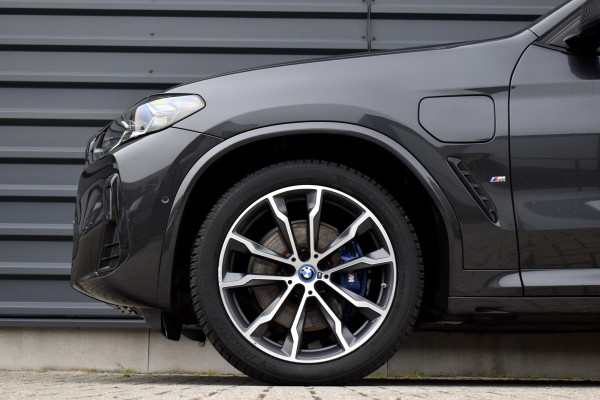 BMW X3 xDrive30e M Sport | Pano | M-Stoelen | ACC | Harman/Kardon | Memory | Head-Up | 20'' Wielen |