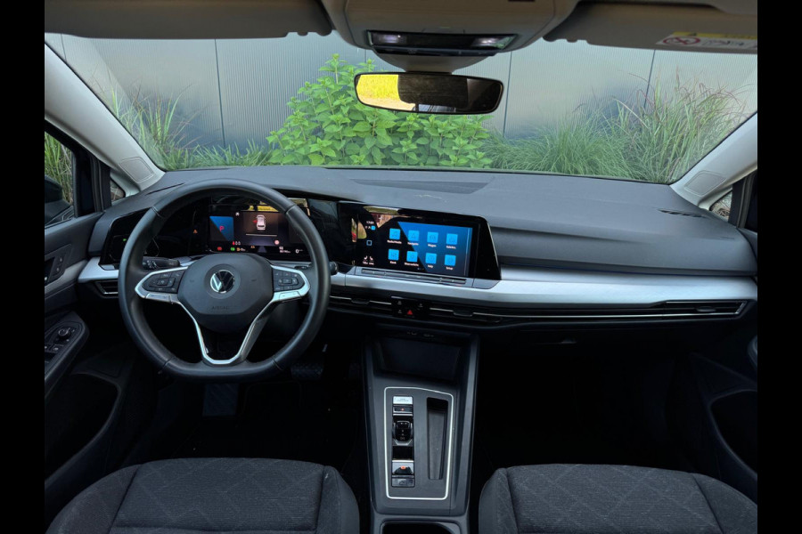 Volkswagen Golf Variant 1.0 eTSI Life Business AUTOMAAT|CLIMATE|LED|SPORTVELGEN