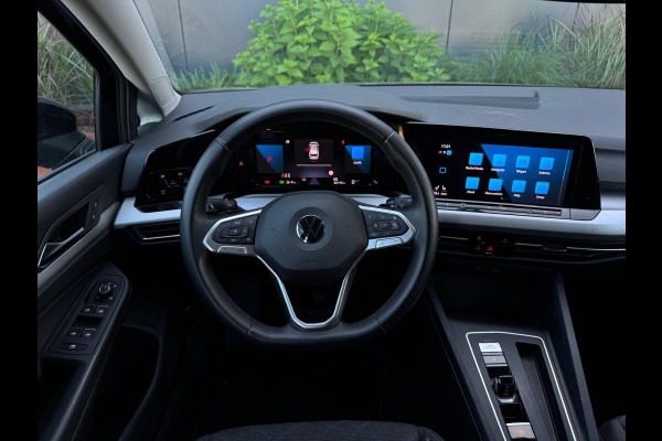 Volkswagen Golf Variant 1.0 eTSI Life Business AUTOMAAT|CLIMATE|LED|SPORTVELGEN