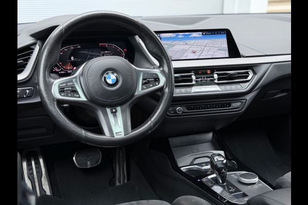 BMW 1-serie 118i Executive Edition Pano/Camera/HuD