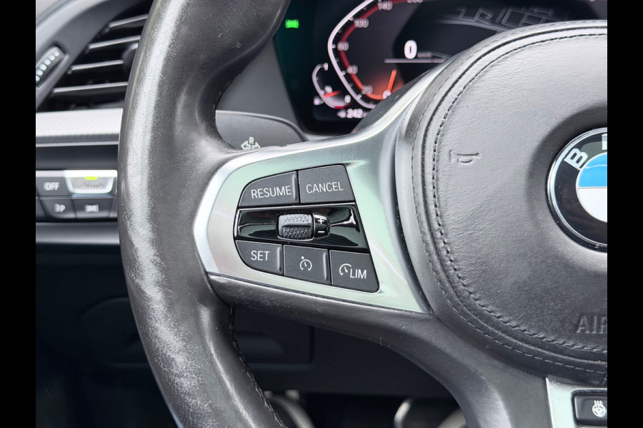 BMW 1-serie 118i Executive Edition Pano/Camera/HuD