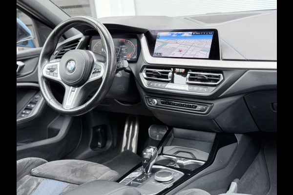 BMW 1-serie 118i Executive Edition Pano/Camera/HuD