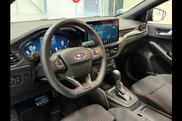 Ford Focus 155PK 1.0 EcoBoost Hybrid ST Line X |Pano |Trekhaak |Carbon |Facelift |Navi |Winterpakket| ACC