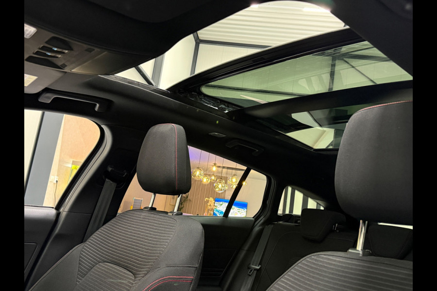 Ford Focus 155PK 1.0 EcoBoost Hybrid ST Line X |Pano |Trekhaak |Carbon |Facelift |Navi |Winterpakket| ACC