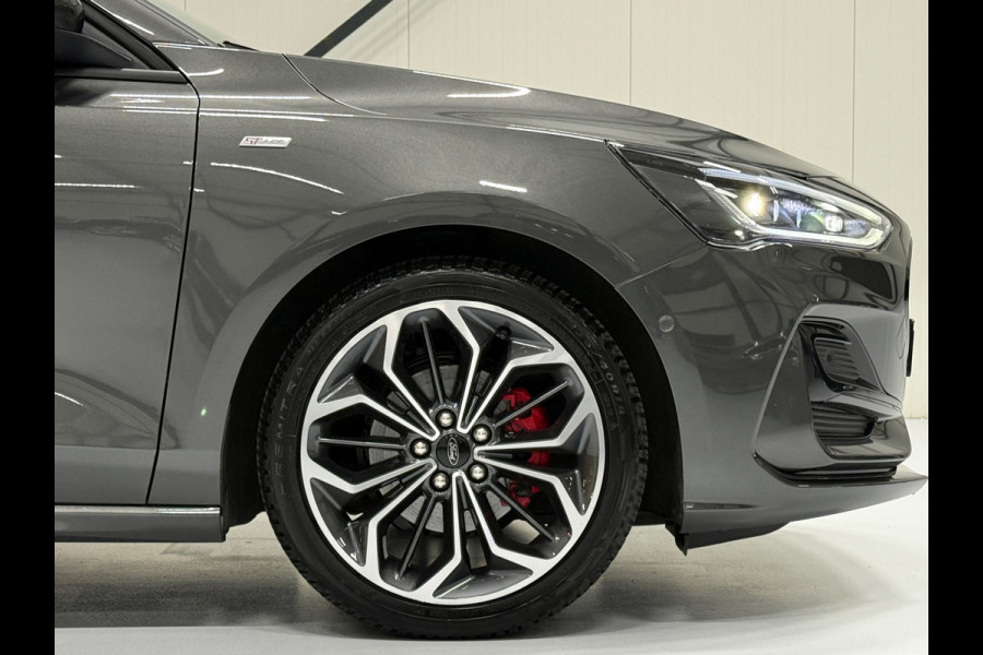 Ford Focus 155PK 1.0 EcoBoost Hybrid ST Line X |Pano |Trekhaak |Carbon |Facelift |Navi |Winterpakket| ACC