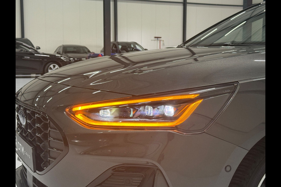Ford Focus 155PK 1.0 EcoBoost Hybrid ST Line X |Pano |Trekhaak |Carbon |Facelift |Navi |Winterpakket| ACC
