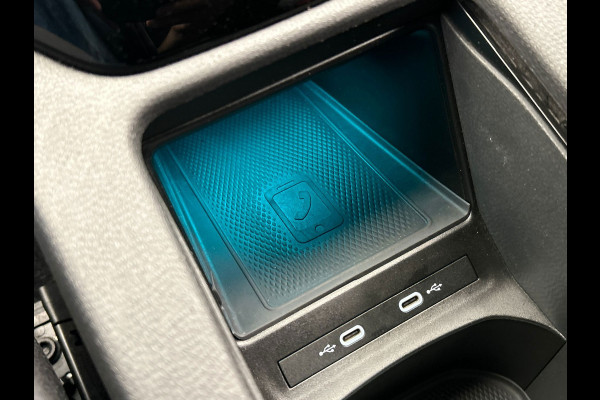 Volkswagen ID.4 Life 77 kWh SOH 93% | Trekhaak | Stoel/stuur verwarming | CarPlay | Adaptieve Cruise Control | Orgineel Nederlands