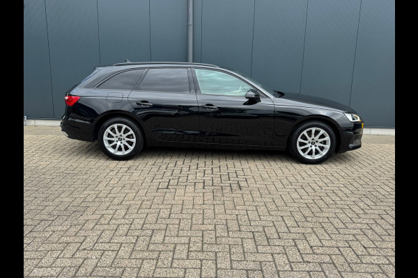 Audi A4 Avant 35 TFSI * Stoelverwarming * Parkeersensoren * Navigatie *