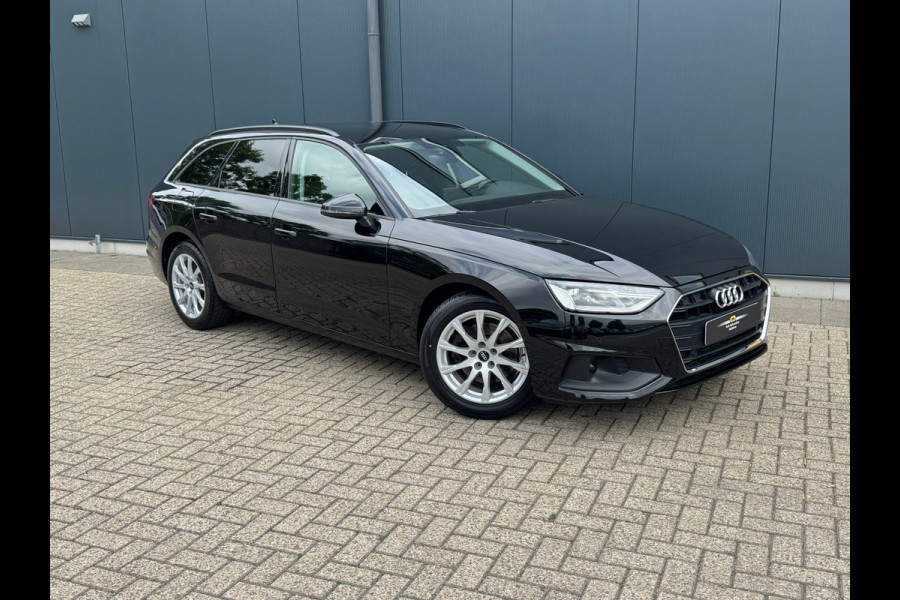 Audi A4 Avant 35 TFSI * Stoelverwarming * Parkeersensoren * Navigatie *