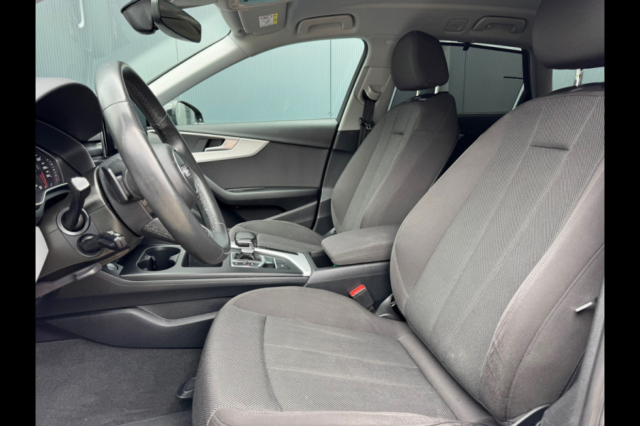 Audi A4 Avant 35 TFSI * Stoelverwarming * Parkeersensoren * Navigatie *