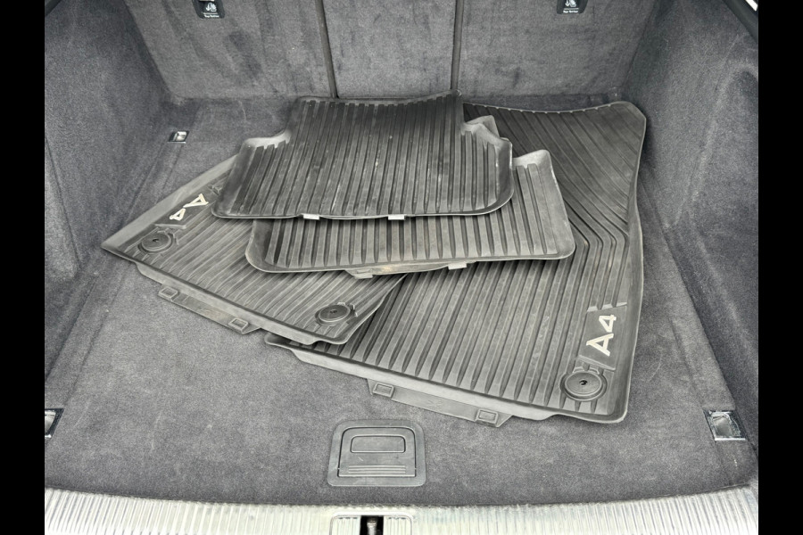 Audi A4 Avant 35 TFSI * Stoelverwarming * Parkeersensoren * Navigatie *