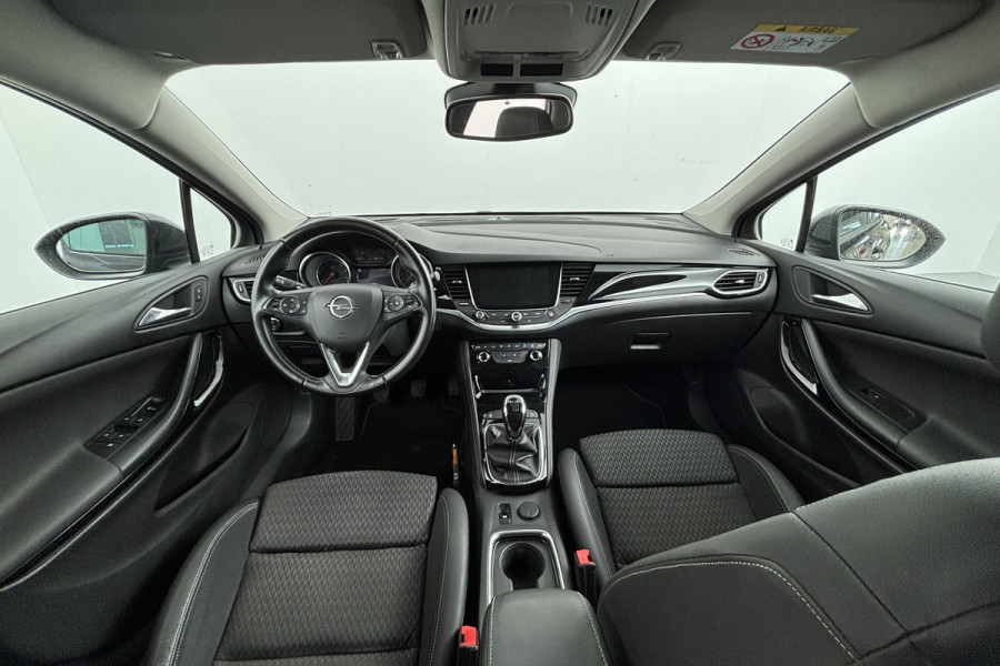 Opel Astra 1.4 Turbo 150pk Innovation - Navi - LED - Parkeerhulp - Org.NL