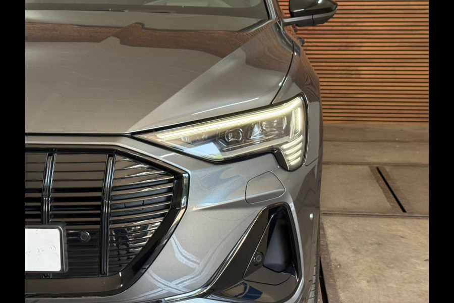 Audi e-tron Sportback 55 quattro S Black Ed. | 95 kWh | 407pk| Matrix LED | B&O | Pano | 360° camera | Memory|Trekhaak afneembaar