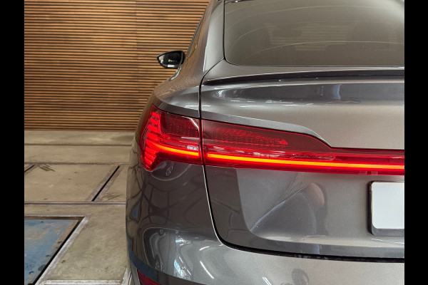 Audi e-tron Sportback 55 quattro S Black Ed. | 95 kWh | 407pk| Matrix LED | B&O | Pano | 360° camera | Memory|Trekhaak afneembaar
