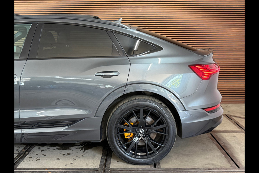 Audi e-tron Sportback 55 quattro S Black Ed. | 95 kWh | 407pk| Matrix LED | B&O | Pano | 360° camera | Memory|Trekhaak afneembaar
