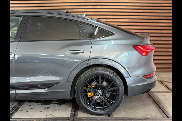 Audi e-tron Sportback 55 quattro S Black Ed. | 95 kWh | 407pk| Matrix LED | B&O | Pano | 360° camera | Memory|Trekhaak afneembaar