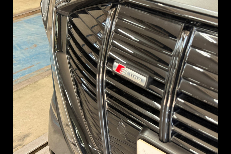 Audi e-tron Sportback 55 quattro S Black Ed. | 95 kWh | 407pk| Matrix LED | B&O | Pano | 360° camera | Memory|Trekhaak afneembaar