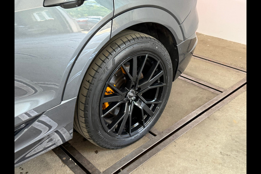 Audi e-tron Sportback 55 quattro S Black Ed. | 95 kWh | 407pk| Matrix LED | B&O | Pano | 360° camera | Memory|Trekhaak afneembaar
