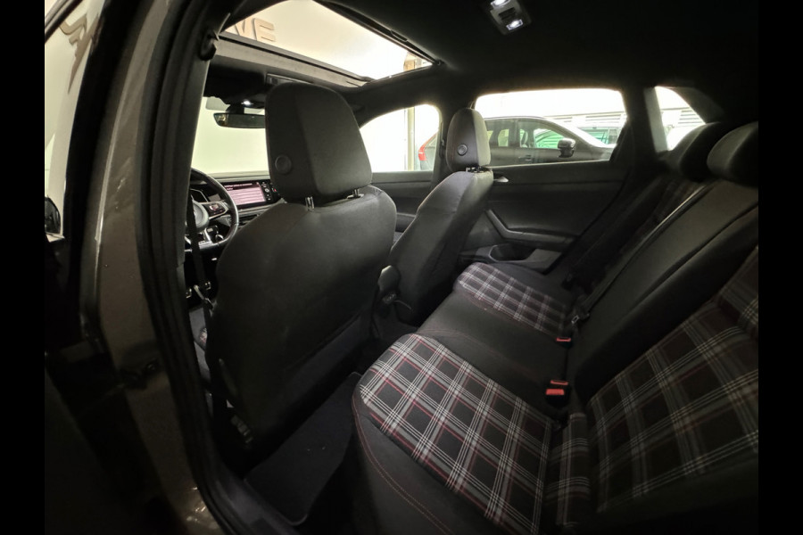 Volkswagen Polo 2.0 TSI GTI Pano|Sfeer|CarPlay|Virtual|ACC