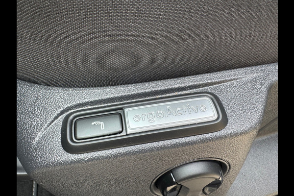 Volkswagen T-Roc 1.5 TSI * R-Line * Trekhaak * Camera achterzijde * Visueel Cockpit *