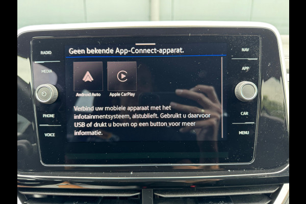 Volkswagen T-Roc 1.5 TSI * R-Line * Trekhaak * Camera achterzijde * Visueel Cockpit *