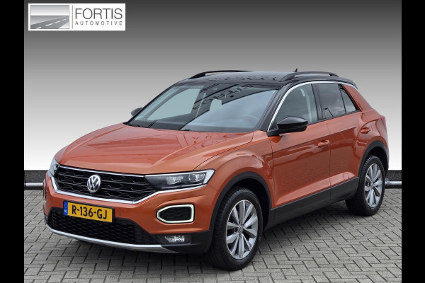 Volkswagen T-Roc 1.5 TSI Style Business | Automaat| Trekhaak| Keyless entry| Full LED|
