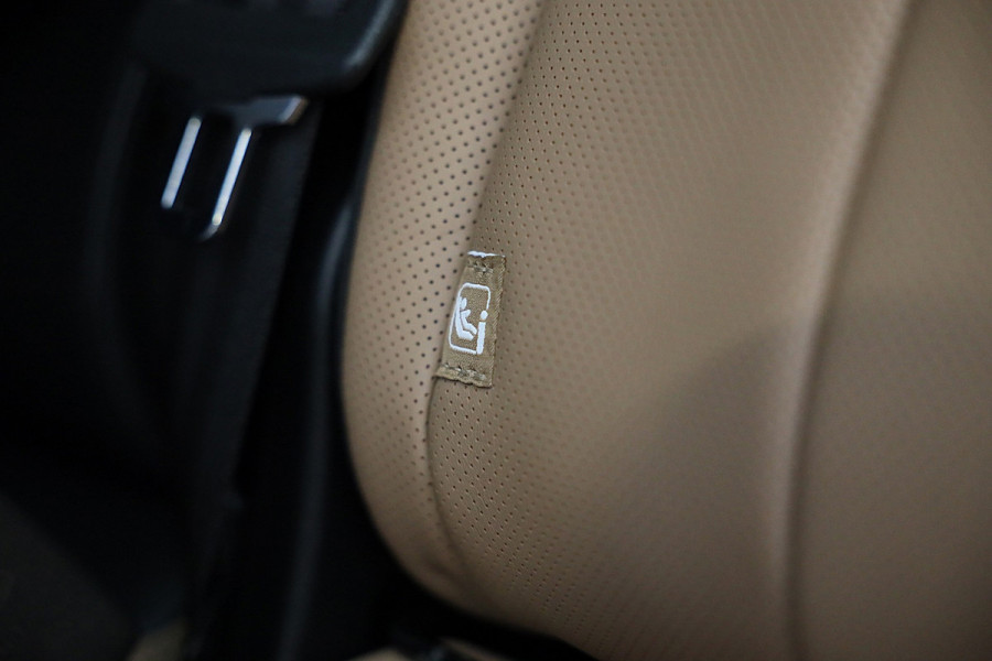 Land Rover Range Rover Sport 3.0 P550e Autobiography PHEV / Massage / Head Up / Softclose / Meridian / 360 Camera / Pano /Trekhaak