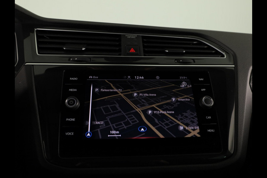 Volkswagen Tiguan 1.5 TSI R-Line Business 150 PK | Automaat ( DSG ) | Panoramadak | Camera | 20 Inch | Stoelverwarming