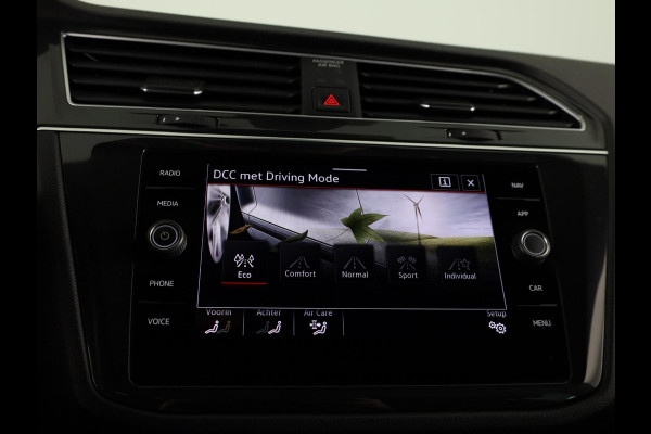Volkswagen Tiguan 1.5 TSI R-Line Business 150 PK | Automaat ( DSG ) | Panoramadak | Camera | 20 Inch | Stoelverwarming