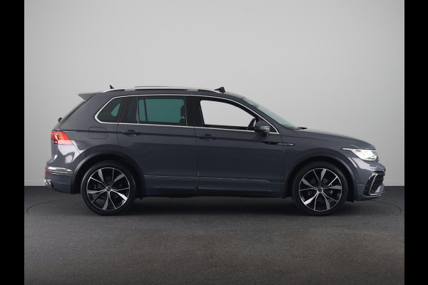 Volkswagen Tiguan 1.5 TSI R-Line Business 150 PK | Automaat ( DSG ) | Panoramadak | Camera | 20 Inch | Stoelverwarming