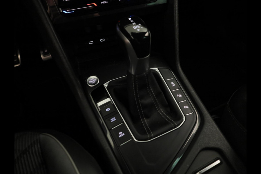 Volkswagen Tiguan 1.5 TSI R-Line Business 150 PK | Automaat ( DSG ) | Panoramadak | Camera | 20 Inch | Stoelverwarming